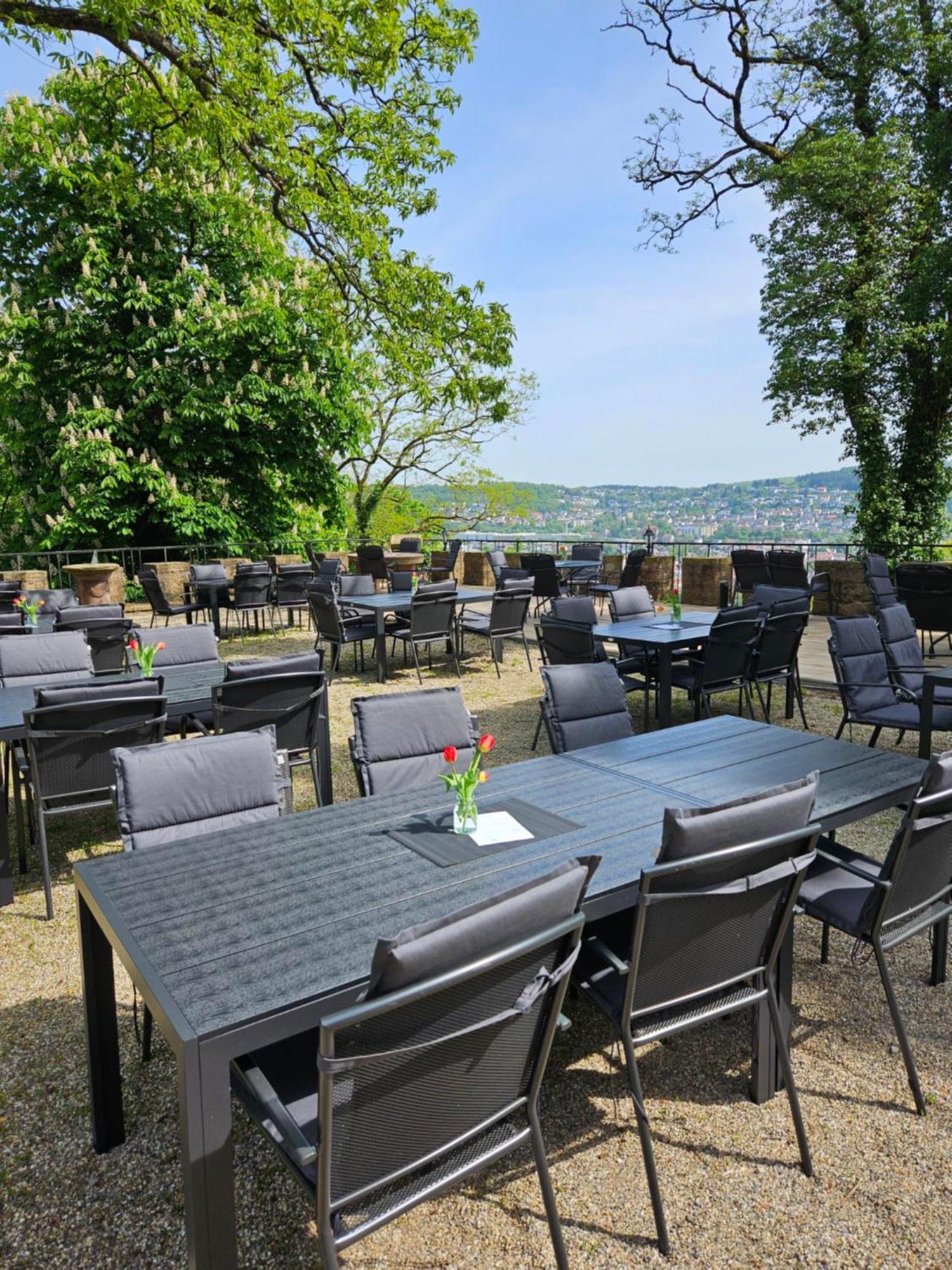 Eventlocation & Hotel Schloss Neuburg Obrigheim Esterno foto